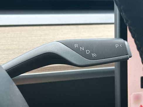 Used 2023 Tesla Model 3 Standard Range RWD image 21