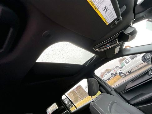 Used 2025 Jeep Grand Cherokee L Laredo w/ Luxury Tech Group I image 22