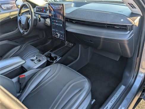 Used 2021 Ford Mustang Mach-E Premium image 13