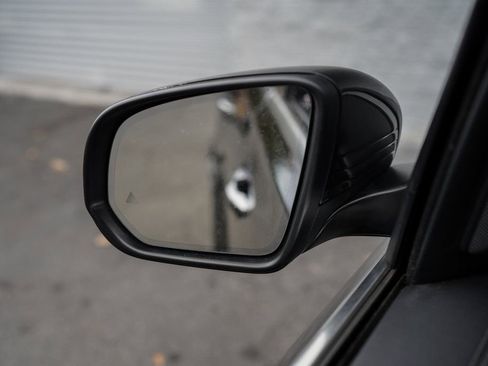 Used 2022 Mercedes-Benz GLE 450 GLE 450 w/ Revised AMG Line Exterior image 34