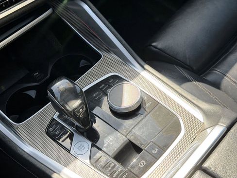 Used 2021 BMW X6 xDrive40i w/ M Sport Package image 10