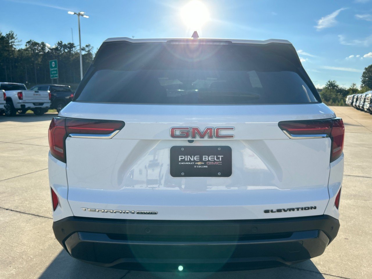 Used 2025 GMC Terrain Elevation AWD/4WD image 6