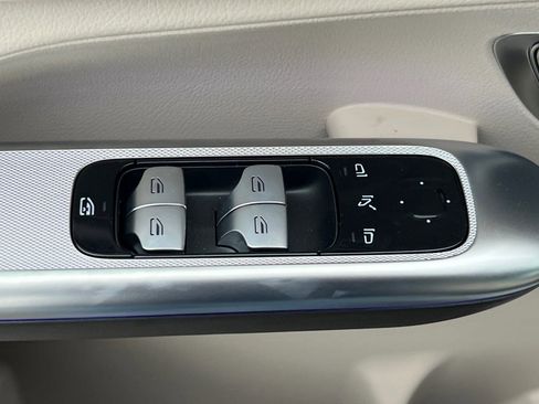 New 2026 Mercedes-Benz GLC 300 image 15