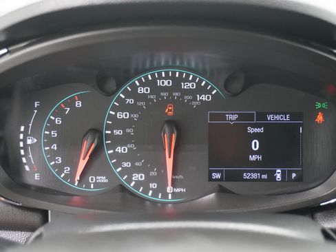 Used 2019 Chevrolet Trax LT w/ LT Convenience Package FWD image 17