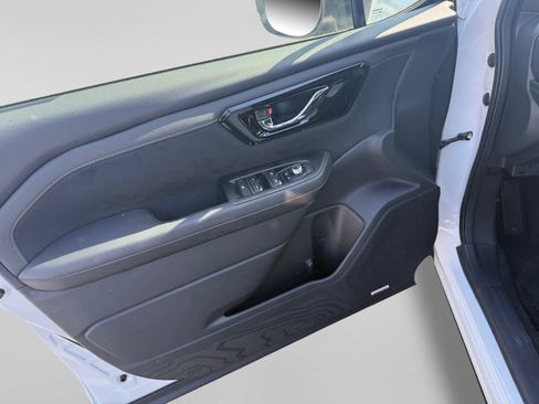 New 2026 Subaru Forester Sport AWD/4WD image 10