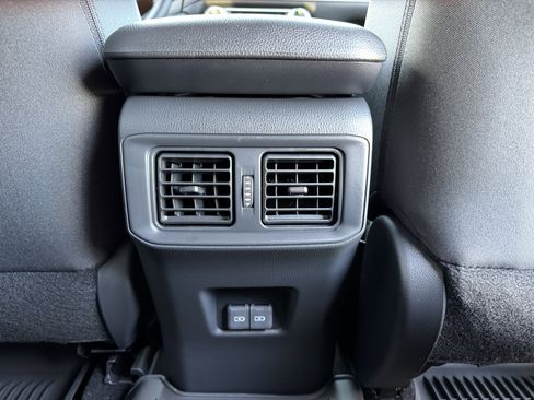 New 2025 Toyota RAV4 SE image 7