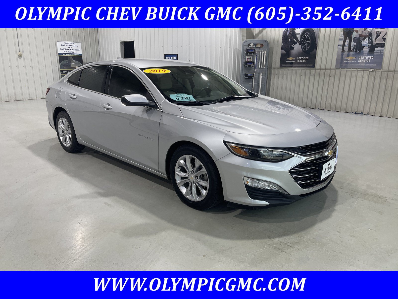 Used 2019 Chevrolet Malibu LT w/ Leather Package FWD image 1