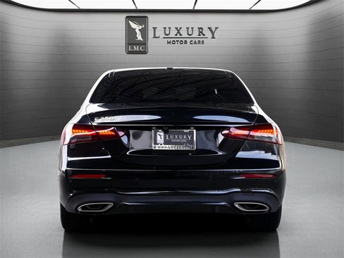 Used 2021 Mercedes-Benz E 350 Sedan w/ Premium Package image 7