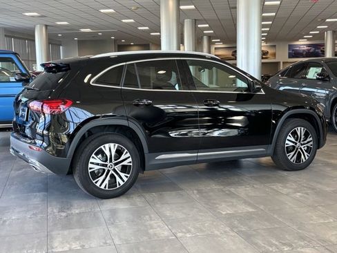 Certified 2025 Mercedes-Benz GLA 250 image 3