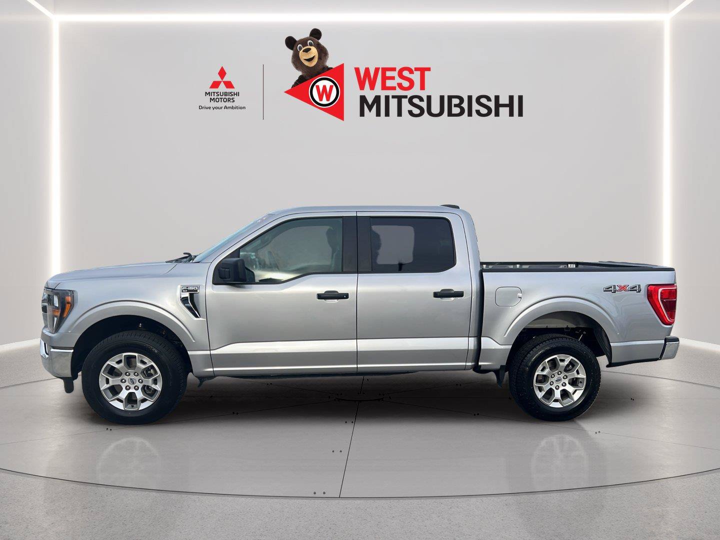 Used 2023 Ford F150 XLT AWD/4WD image 2