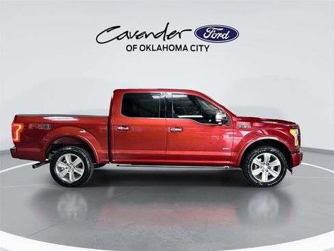 Used 2017 Ford F150 Platinum w/ Equipment Group 701A Luxury image 9