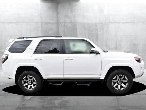 Used 2022 Toyota 4Runner TRD Off-Road Premium image 5