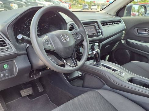 Used 2021 Honda HR-V LX image 18
