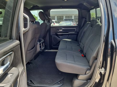 Used 2023 RAM 1500 Big Horn AWD/4WD image 9