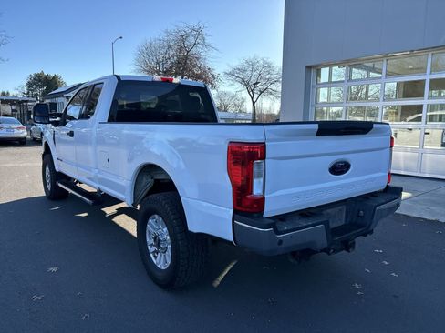 Used 2019 Ford F250 XLT w/ XLT Value Package image 3