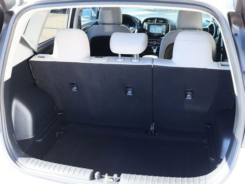 Used 2020 Kia Soul S image 24