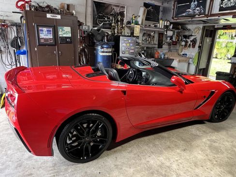 Used 2014 Chevrolet Corvette Stingray 2dr Convertible w/ Battery Protection Package image 5