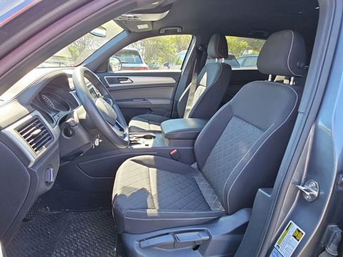 Used 2021 Volkswagen Atlas Cross Sport S image 16