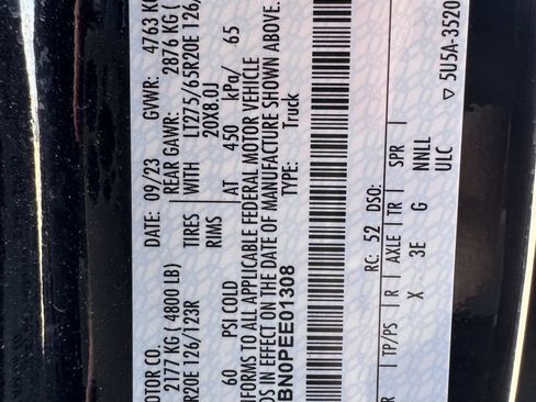 Used 2023 Ford F250 XLT w/ Black Appearance Package image 22