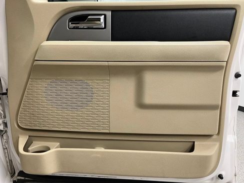 Used 2017 Ford Expedition EL XLT w/ Equipment Group 202A AWD/4WD image 51