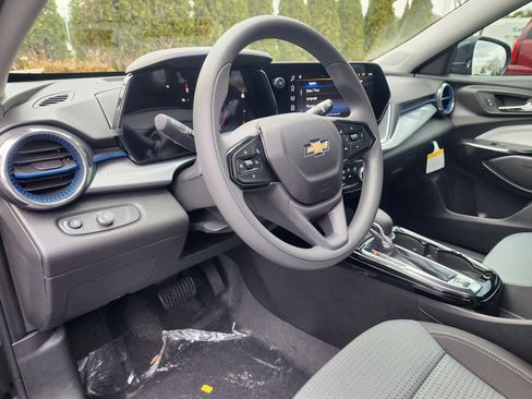 New 2026 Chevrolet Trax LT image 22