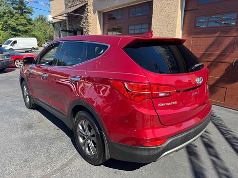 Used 2015 Hyundai Santa Fe Sport image 9