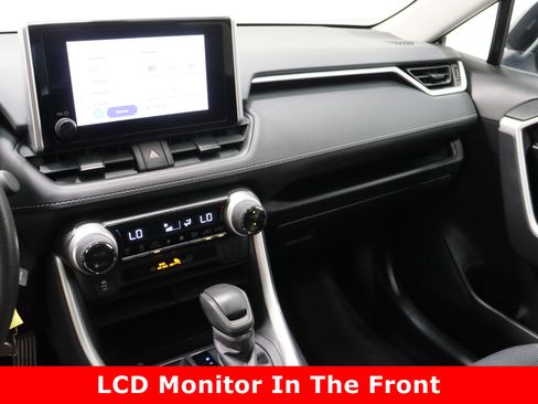 Used 2024 Toyota RAV4 LE image 15