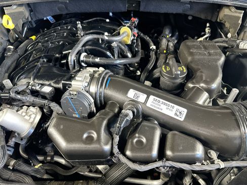 Used 2023 Jeep Grand Cherokee Altitude AWD/4WD image 28