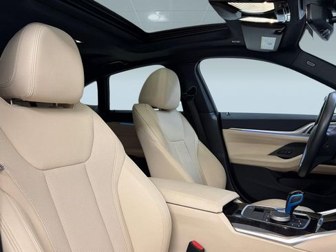Certified 2023 BMW i4 eDrive35 w/ Premium Package RWD image 33