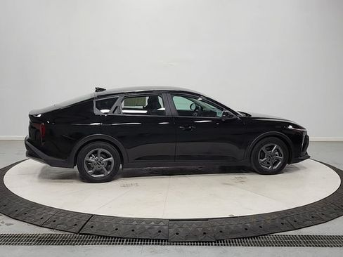Used 2025 Kia K4 FWD image 8