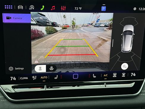 New 2026 Volkswagen Tiguan SE R-Line FWD image 17
