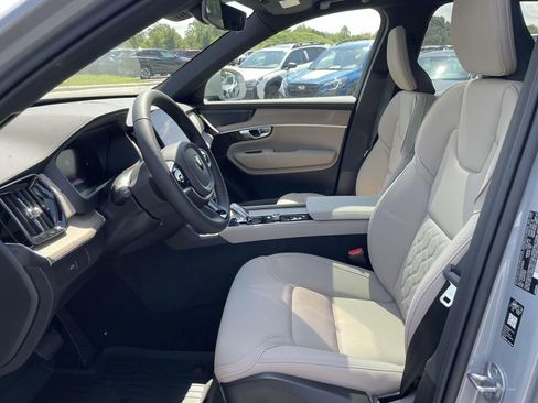 New 2026 Volvo XC90 B6 Plus w/ Protection Package Premier image 10