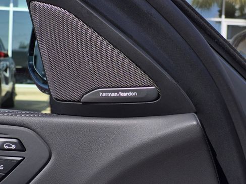 New 2026 BMW X6 xDrive40i w/ Executive Package image 24