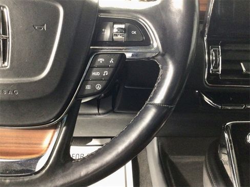 Used 2023 Lincoln Navigator Reserve image 22
