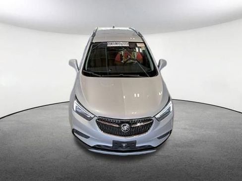 Used 2022 Buick Encore Preferred w/ Safety Package AWD/4WD image 2