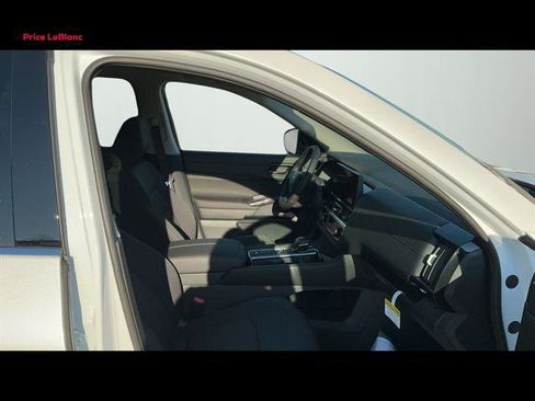 New 2026 Nissan Pathfinder SV FWD image 33