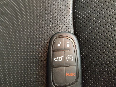 Used 2022 Jeep Cherokee Trailhawk w/ Sun, Sound & Nav Group image 32