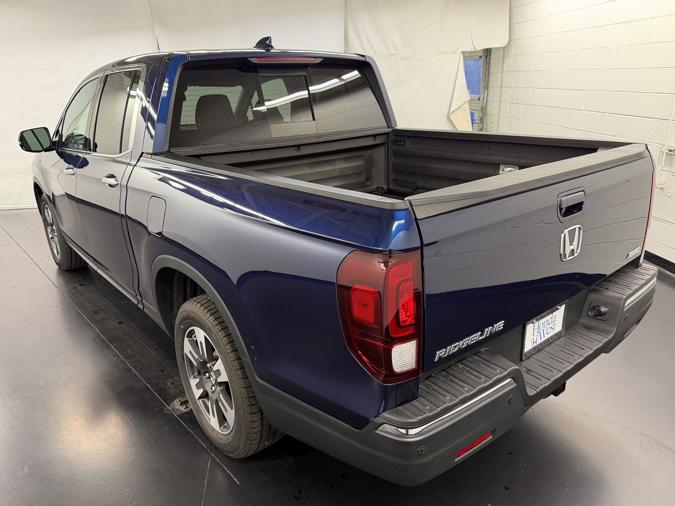 Used 2019 Honda Ridgeline RTL-E image 3