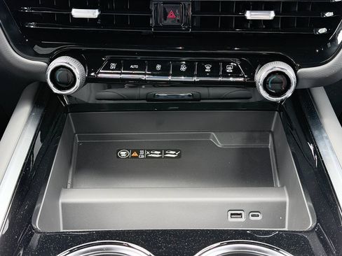 New 2026 Chevrolet Tahoe LT w/ Comfort Package image 19