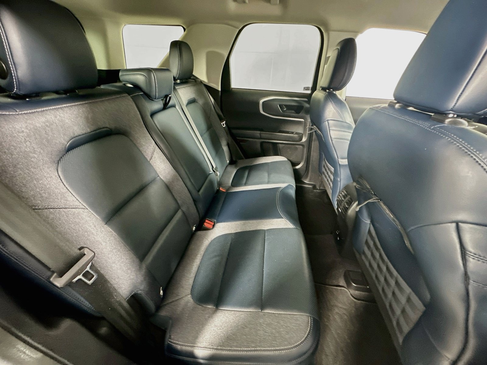 Used 2021 Ford Bronco Sport Outer Banks w/ Outer Banks Package (96D) AWD/4WD image 27