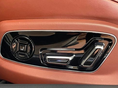 Used 2021 Audi S8 L image 14