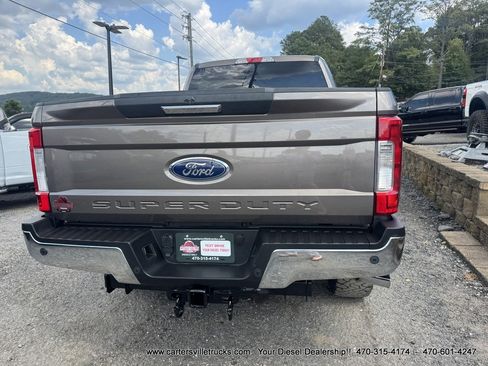 Used 2018 Ford F250 XLT w/ XLT Premium Package AWD/4WD image 8