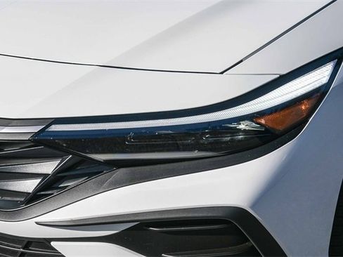 New 2026 Hyundai Elantra Sport image 13