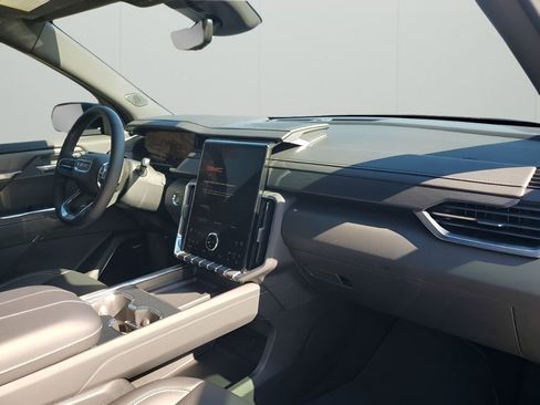 New 2026 GMC Acadia Elevation w/ Black Edition image 14