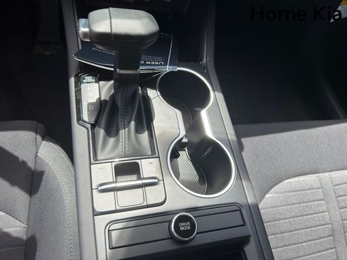 New 2026 Kia K5 LXS FWD image 18