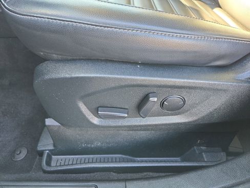 Certified 2022 Ford Edge SEL w/ Convenience Package image 12