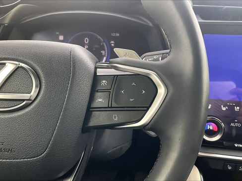 Used 2023 Lexus RZ 450e Premium image 23