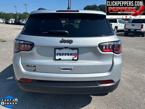 Used 2026 Jeep Compass Latitude AWD/4WD image 6