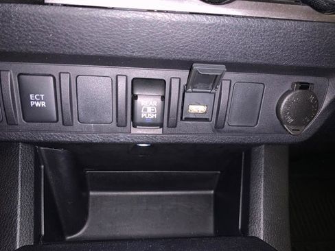 Used 2021 Toyota Tacoma SR5 image 32