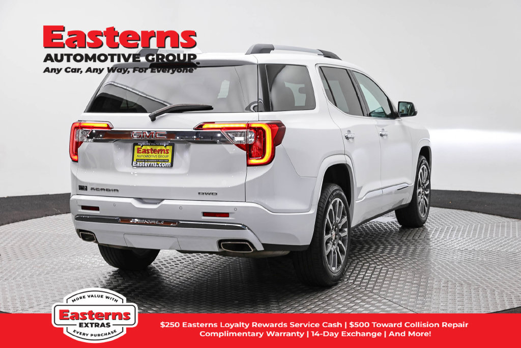 Used 2023 GMC Acadia Denali AWD/4WD image 6